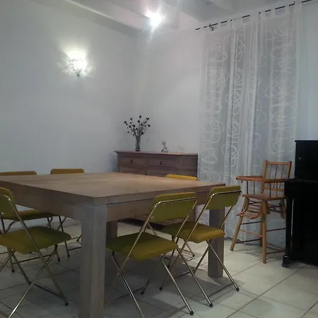 Jolie Maison 2 - Jardin Holiday home *